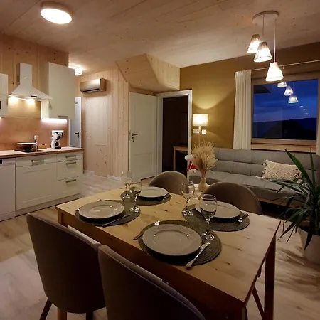 Eco-apartmany Doma Pod Javorom - Jacuzzi & Mountainview Velka Lomnica