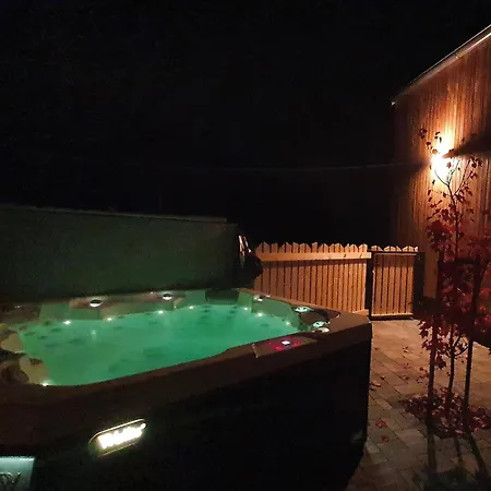 Eco-apartmány Doma Pod Javorom - Jacuzzi&mountainview Appartamento Vel'ka Lomnica