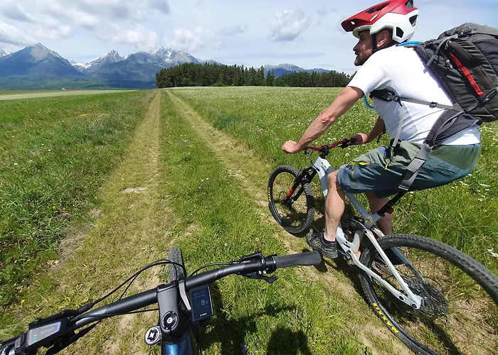 Eco-apartmany Doma Pod Javorom - Jacuzzi & Mountainview דירה ולקה לומניקה